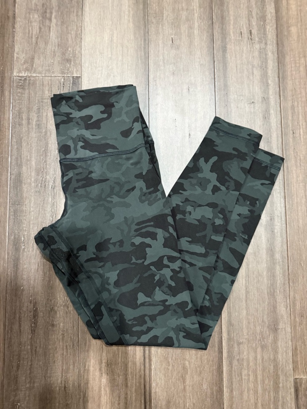 Lululemon 28 inch align